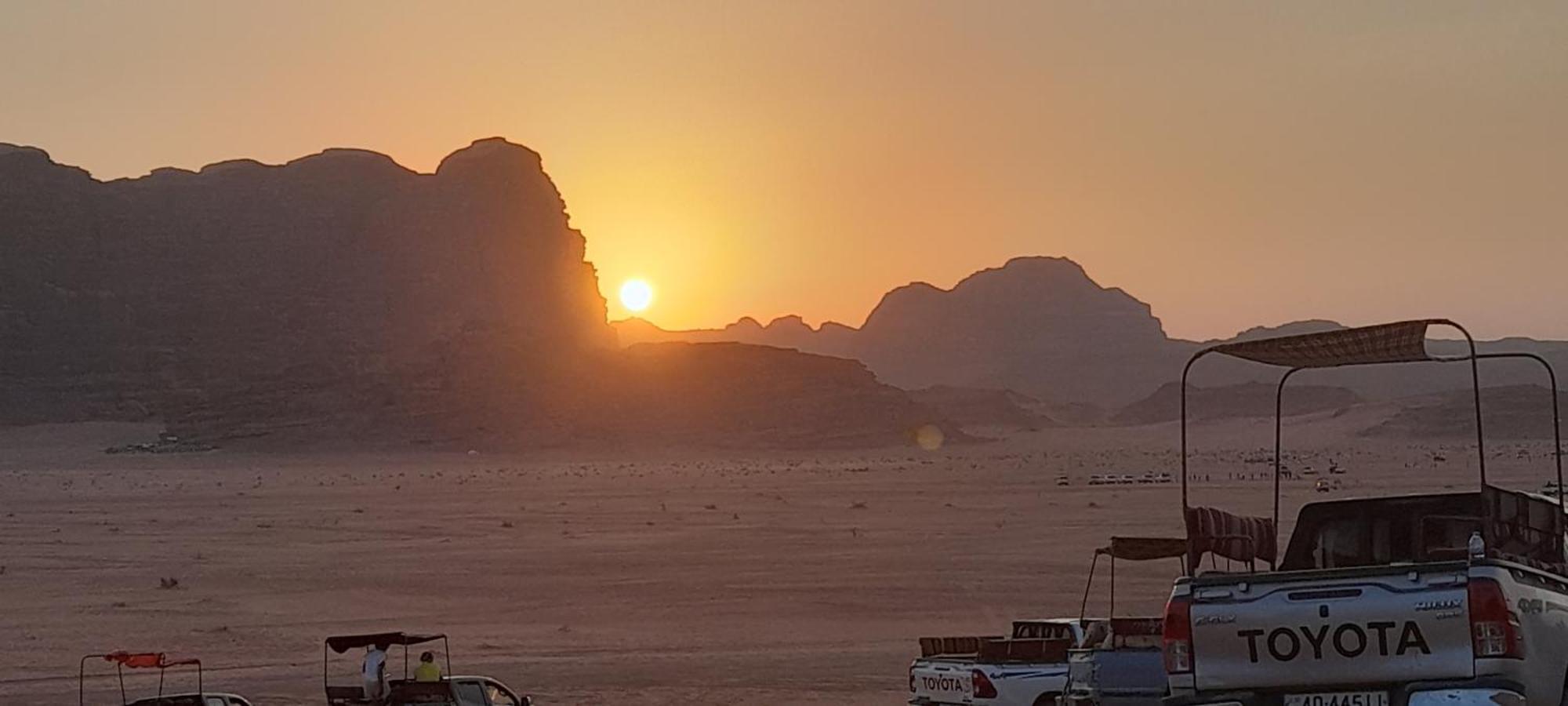 Desert Star Camp 瓦迪拉姆 外观 照片