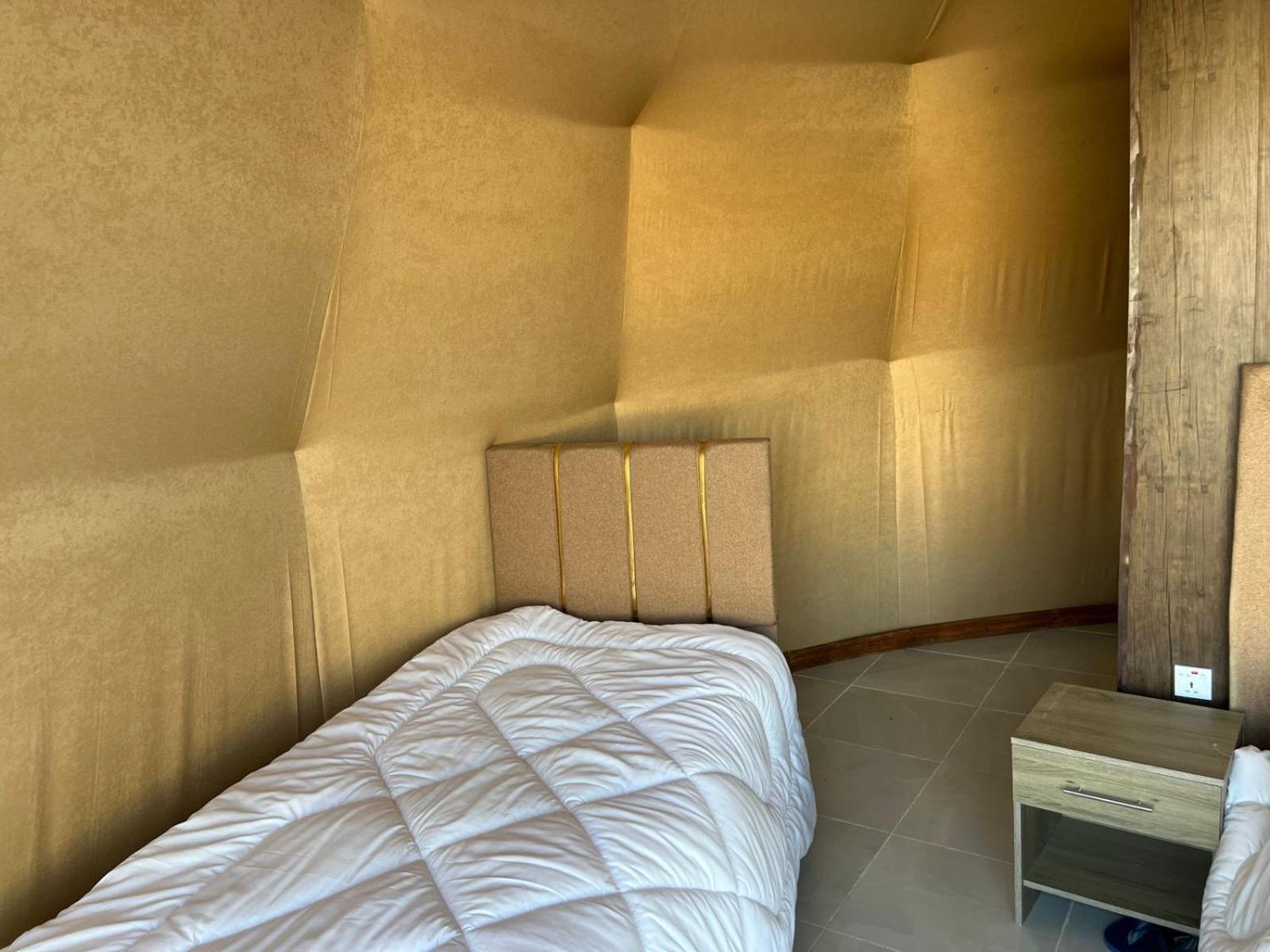 Desert Star Camp 瓦迪拉姆 外观 照片